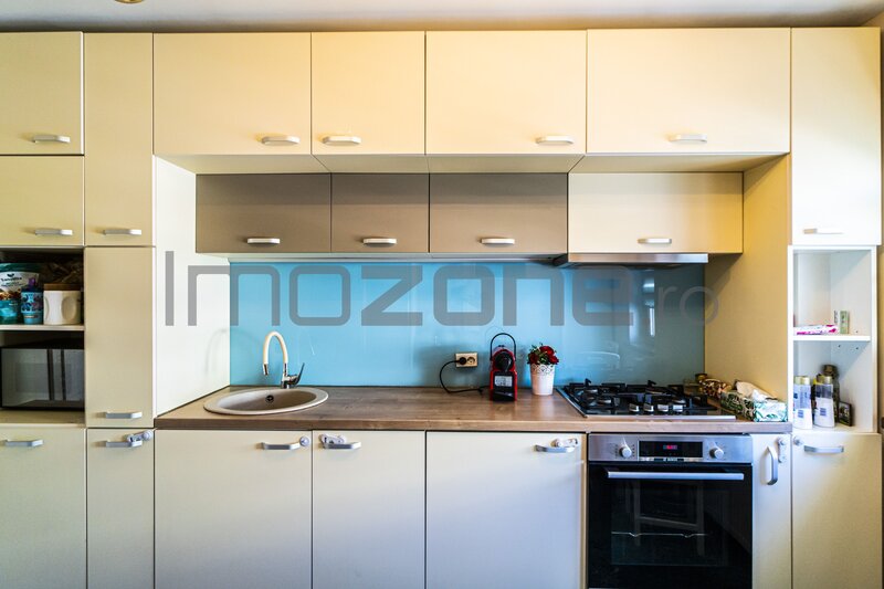 Lizeanu, 2 camere, bloc stradal reabilitat, mobilat, utilat complet, comision 0%